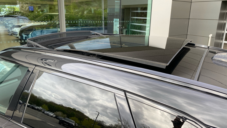 Land Rover Range Rover Velar 2.0 D200 MHEV Dynamic HSE 5dr Auto Diesel Estate